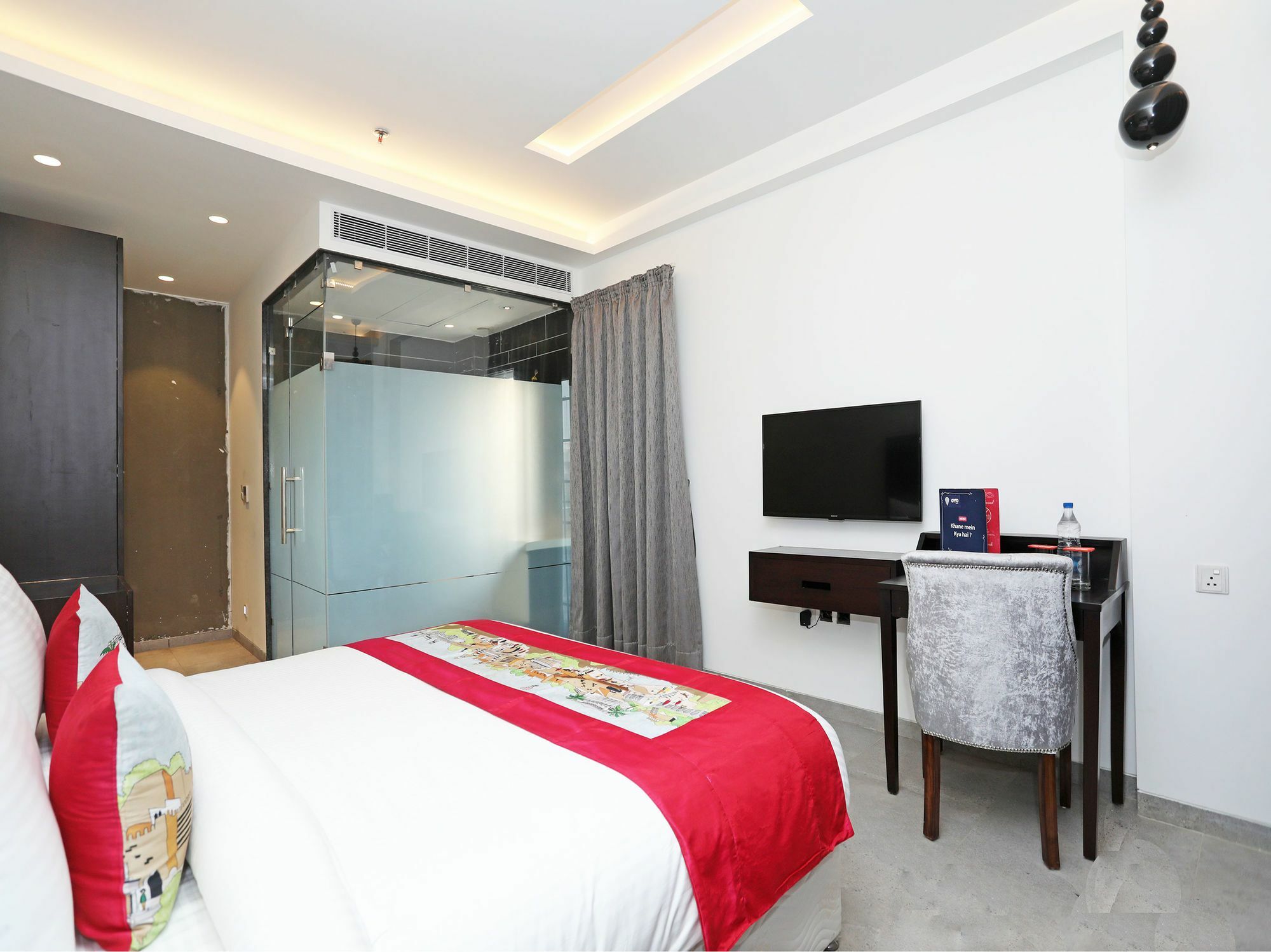 Oyo 11071 Hotel Tisya Делхи Екстериор снимка